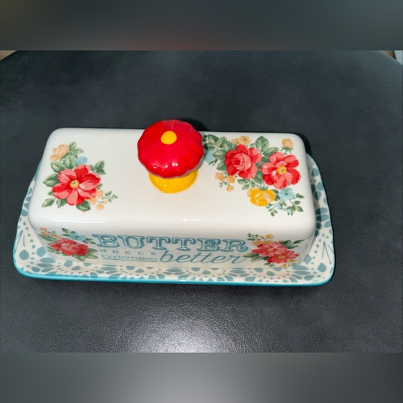 The Pioneer Woman "Butter Makes Everything Better" Floral Farmhouse Butter Dish - Picture 3 of 5